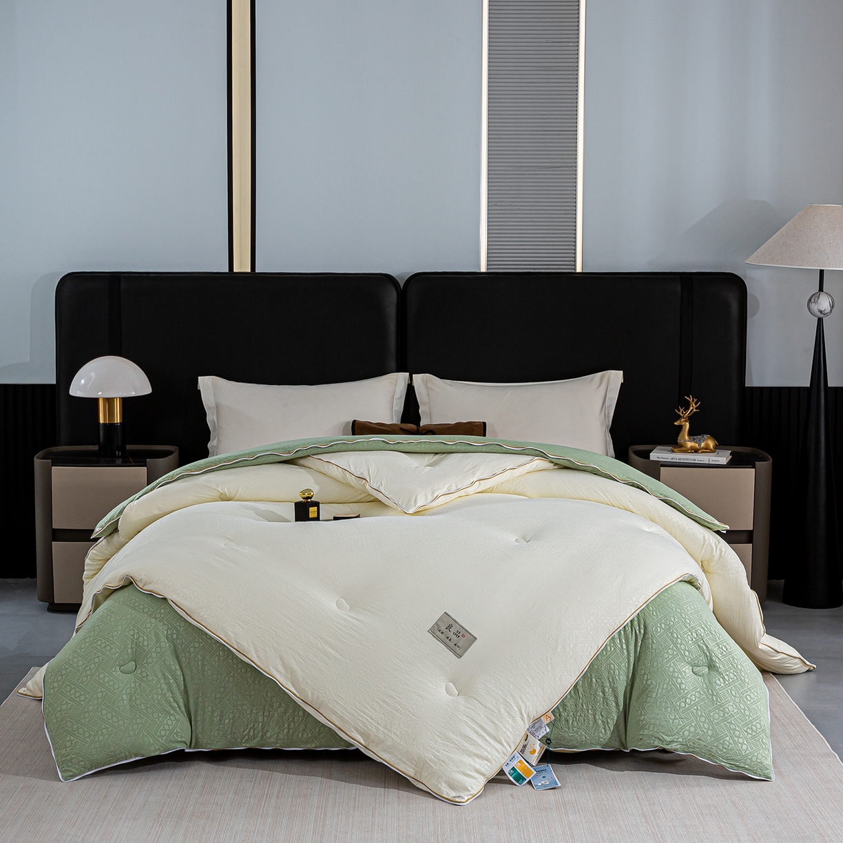 91家纺网 家纺一手货源 找家纺 欢乐季  2025新款7A抗菌豆荚格大豆子母被（可以开发票—专票8个点） 白+绿