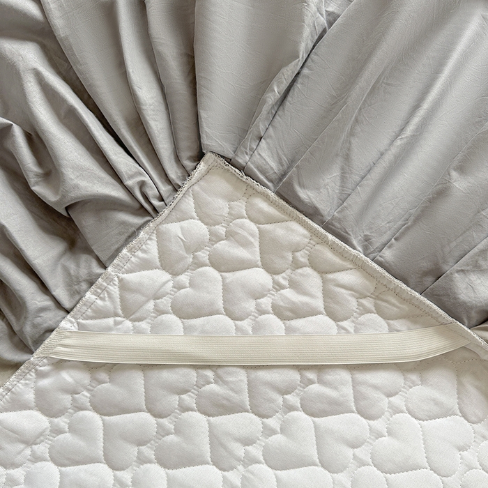 91家纺网 家纺一手货源 找家纺 罗艺轩 2025新款全棉纯棉蕾丝刺绣琉璃床裙四件套（1.5m控价288起、1.8m控价293起、1.8m加大控价303起、1.8*2.2m控价298起、1.8*2.2m加大控价308起、2.0m控价3