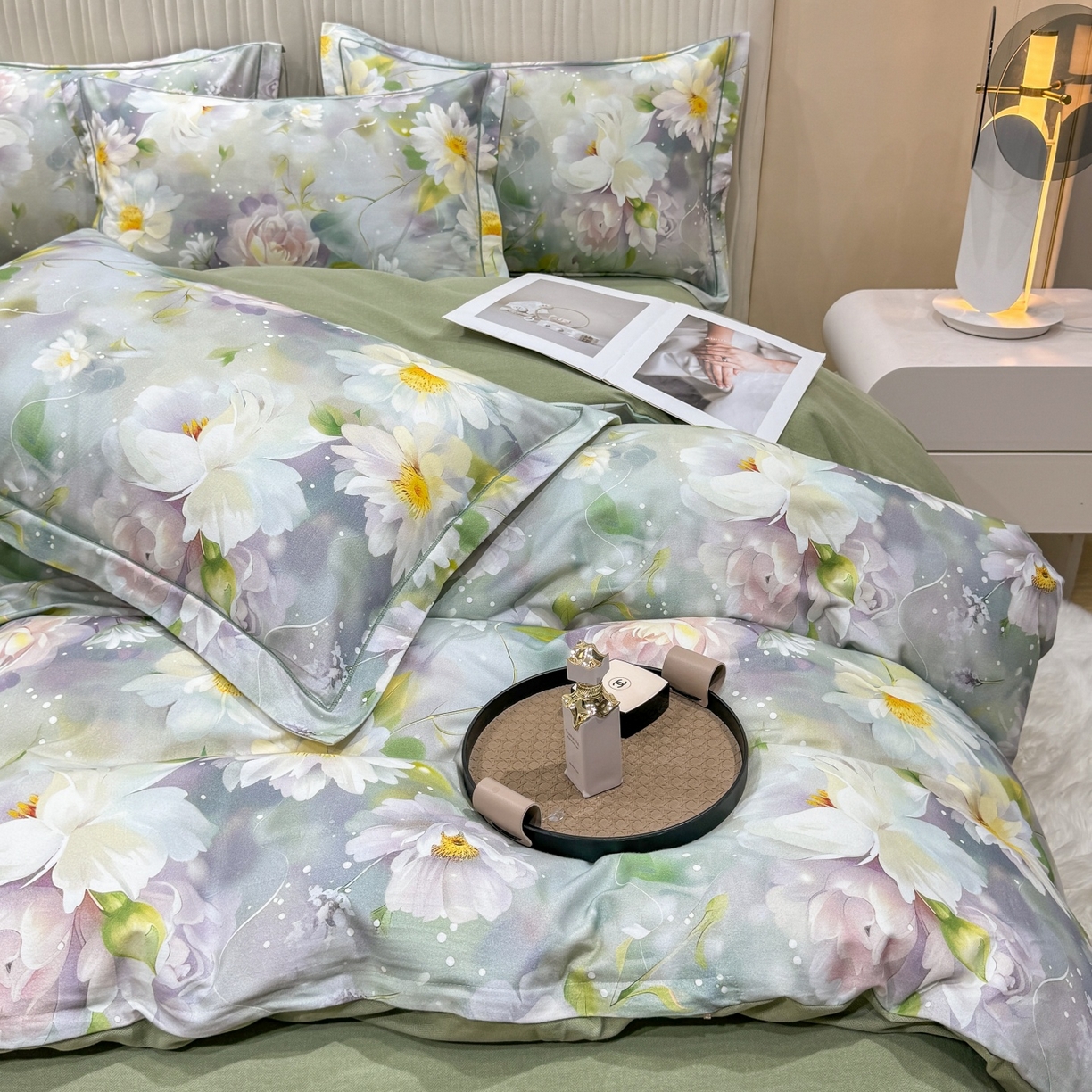 91家纺网 家纺一手货源 找家纺 红日子纺织品 2025新款A类全棉磨毛数码印花四件套 悠然春景