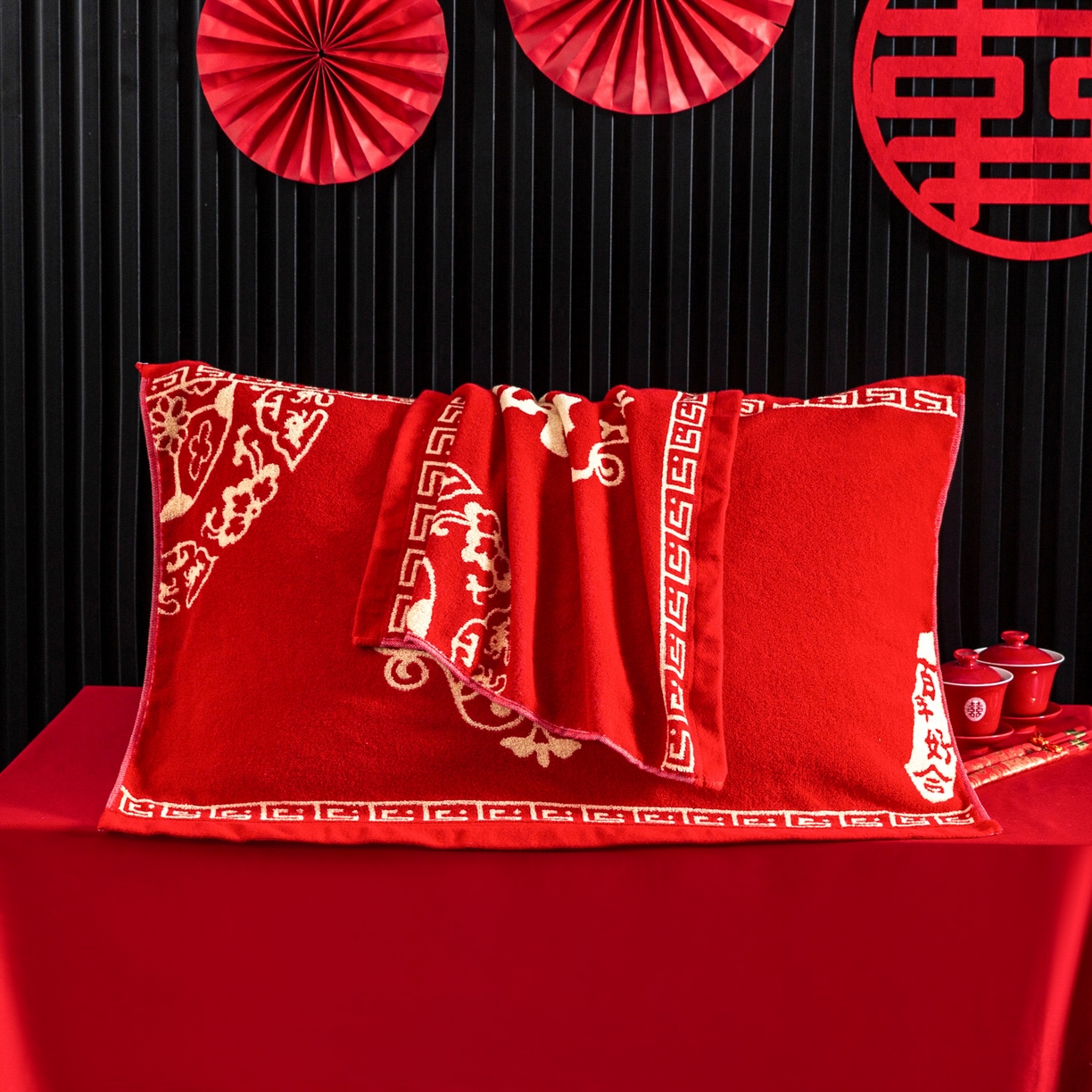 91家纺网 家纺一手货源 找家纺 美宜家 2025新款全棉毛圈防滑隔脏婚庆老式全棉枕巾 永结同心