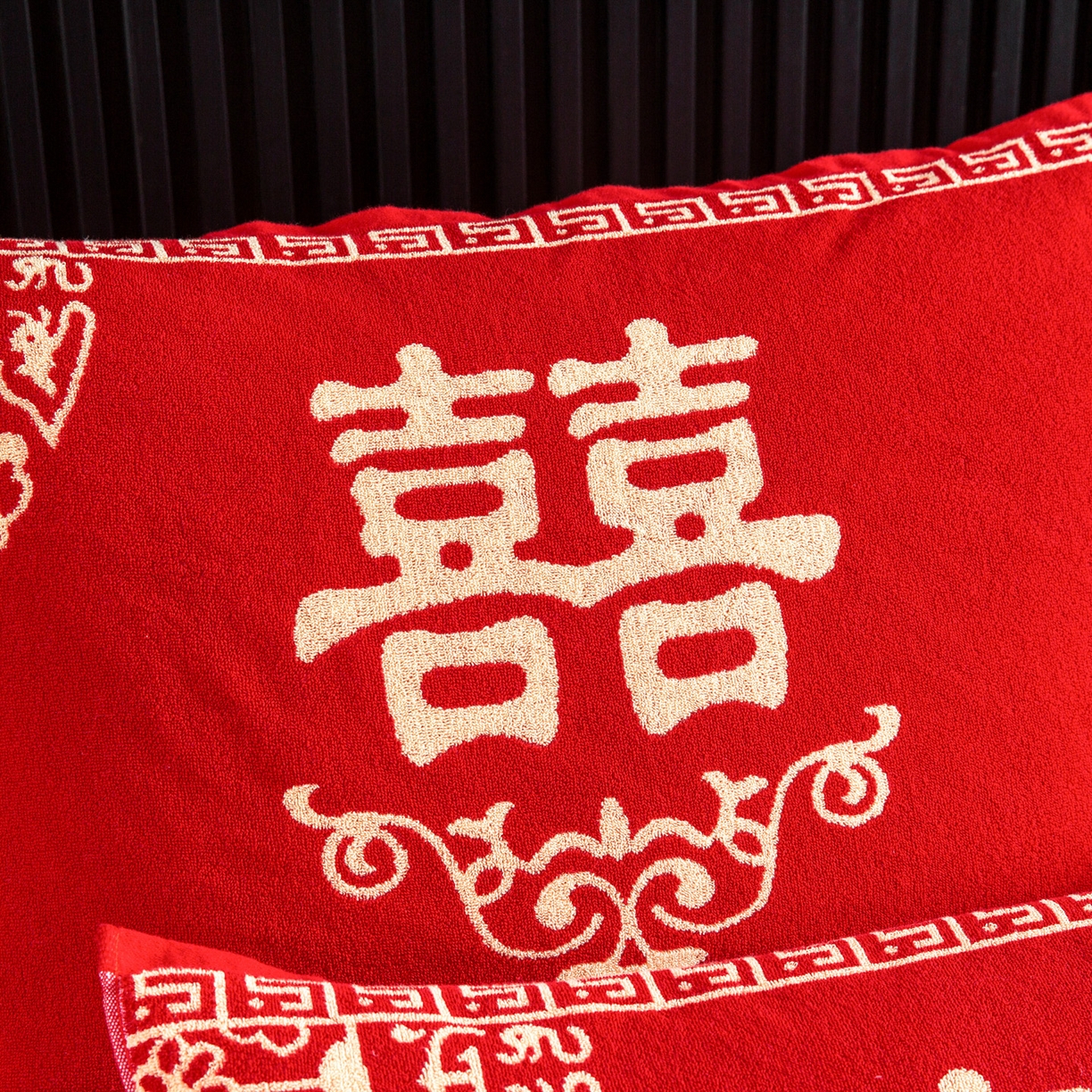 91家纺网 家纺一手货源 找家纺 美宜家 2025新款全棉毛圈防滑隔脏婚庆老式全棉枕巾 永结同心