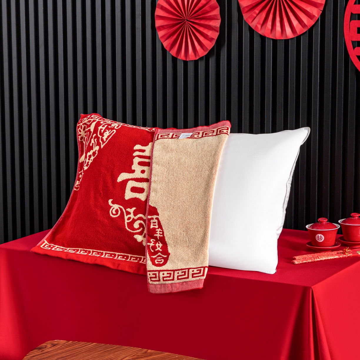 91家纺网 家纺一手货源 找家纺 美宜家 2025新款全棉毛圈防滑隔脏婚庆老式全棉枕巾 永结同心