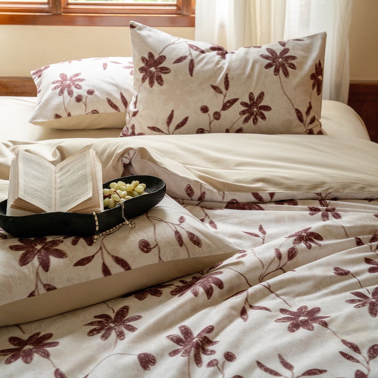 91家纺网 家纺一手货源 找家纺 禾时 2025新款全棉贡缎磨毛数码印花四件套 花解语-红