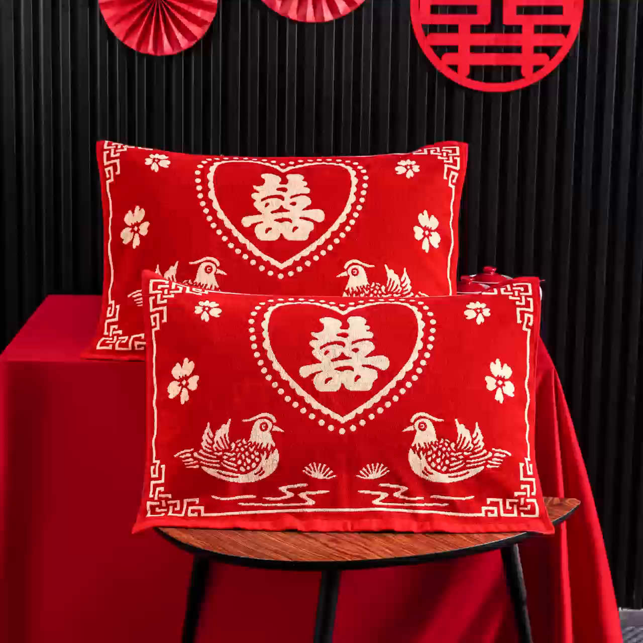 91家纺网 家纺一手货源 找家纺 美宜家 2025新款全棉毛圈防滑隔脏婚庆老式全棉枕巾 鸳鸯福禄