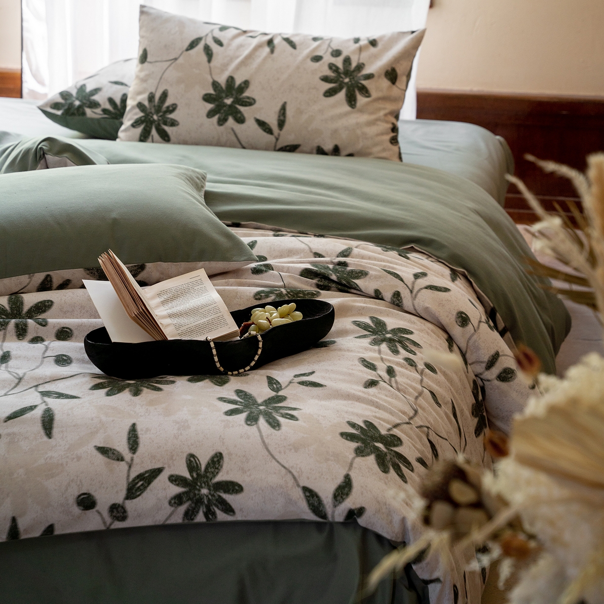 91家纺网 家纺一手货源 找家纺 禾时 2025新款全棉贡缎磨毛数码印花四件套 花解语-绿