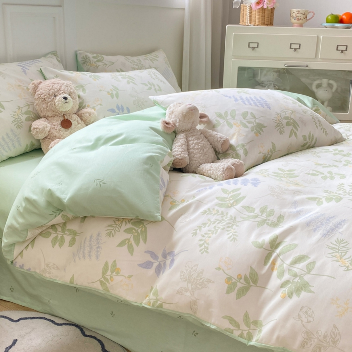 91家纺网 家纺一手货源 找家纺 红日子纺织品 2025新款A类全棉印花单被套 沁雨花叶