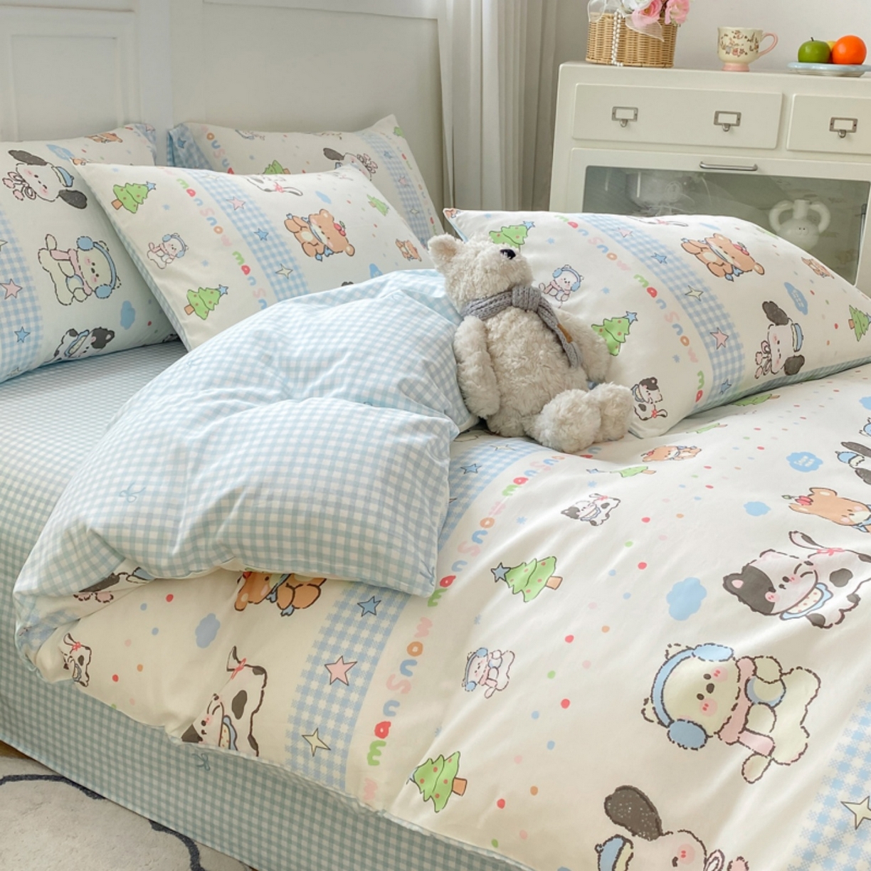 91家纺网 家纺一手货源 找家纺 红日子纺织品 2025新款A类全棉印花单被套 宠物陪伴