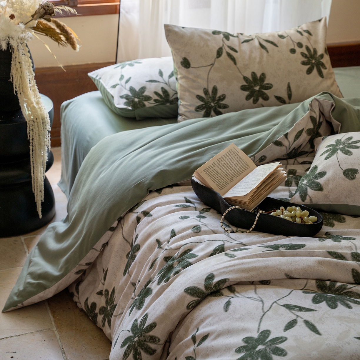 91家纺网 家纺一手货源 找家纺 禾时 2025新款全棉贡缎磨毛数码印花四件套 花解语-绿