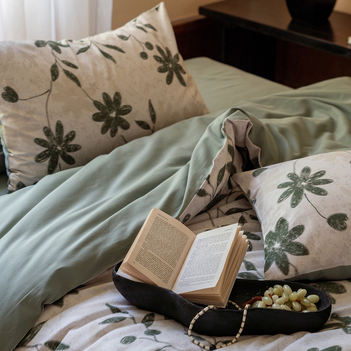 91家纺网 家纺一手货源 找家纺 禾时 2025新款全棉贡缎磨毛数码印花四件套 花解语-绿