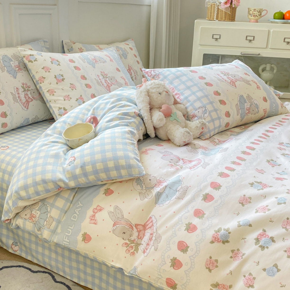 91家纺网 家纺一手货源 找家纺 红日子纺织品 2025新款A类全棉印花单被套 可爱兔