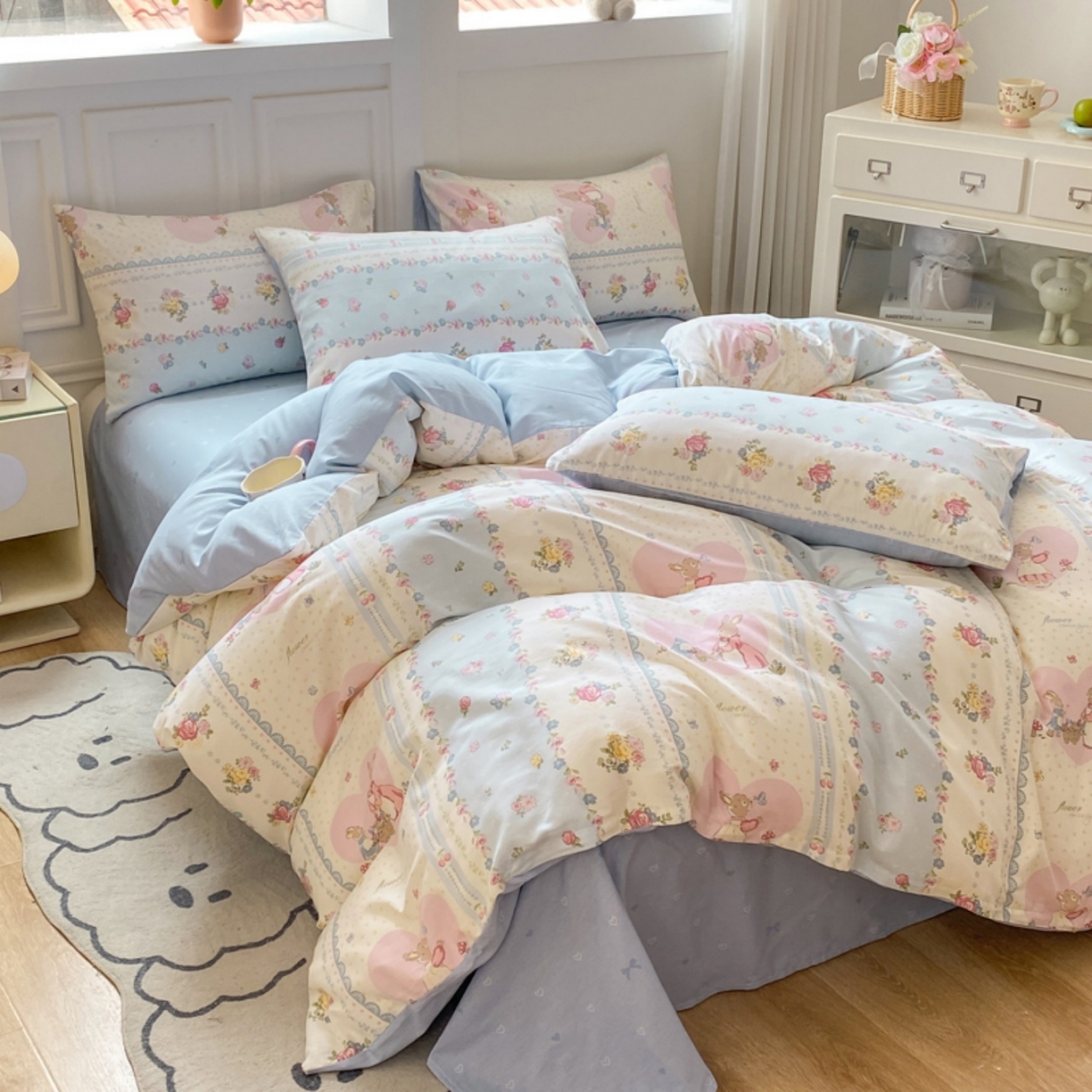 91家纺网 家纺一手货源 找家纺 红日子纺织品 2025新款A类全棉印花单被套 香颂萌兔