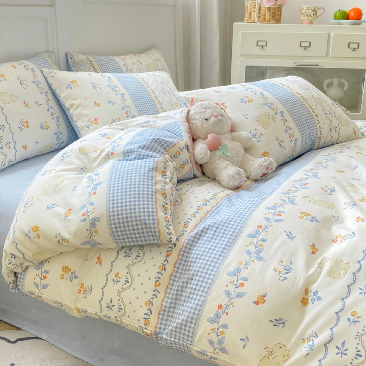 91家纺网 家纺一手货源 找家纺 红日子纺织品 2025新款A类全棉印花单被套 花宠乐章