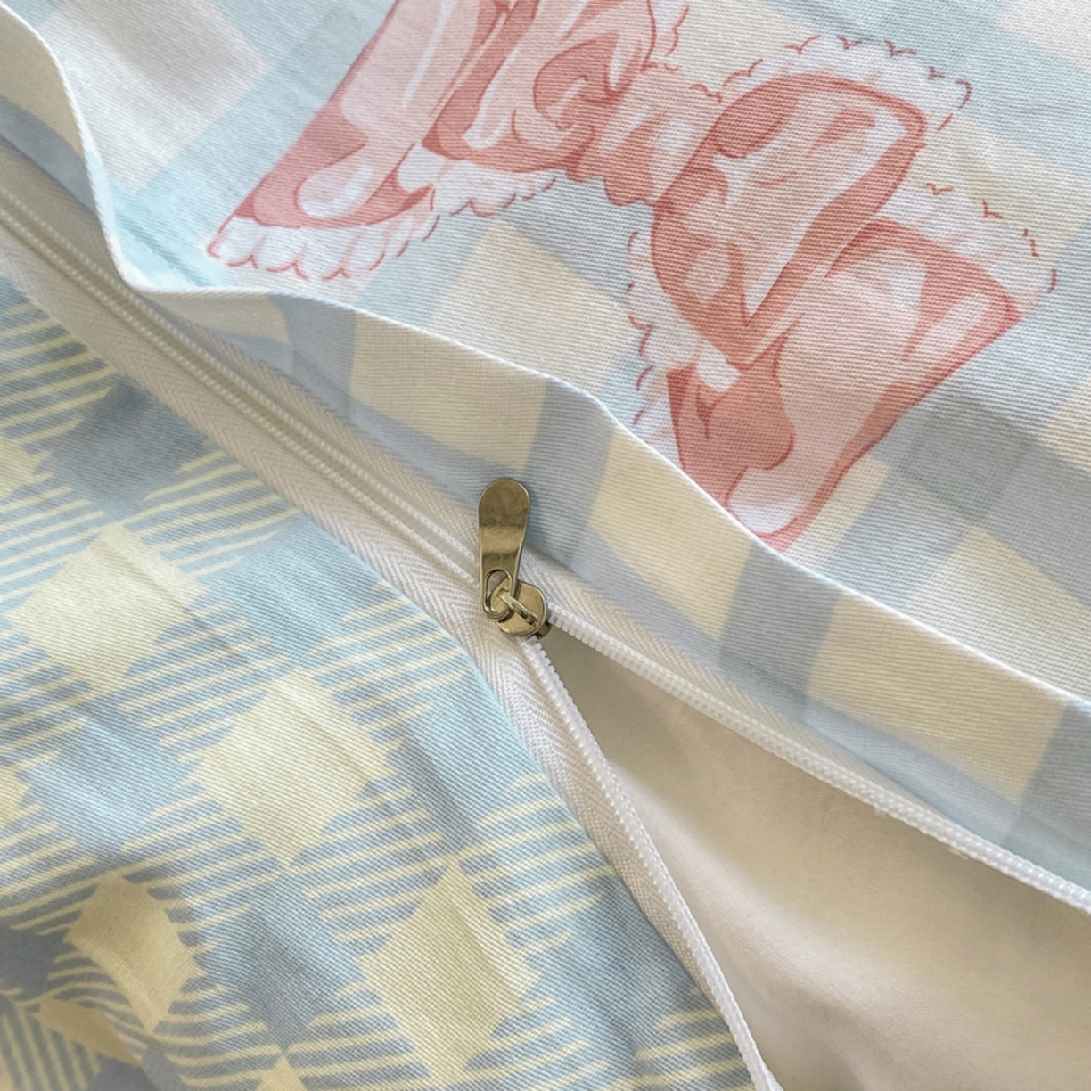 91家纺网 家纺一手货源 找家纺 红日子纺织品 2025新款A类全棉印花单被套 可爱兔