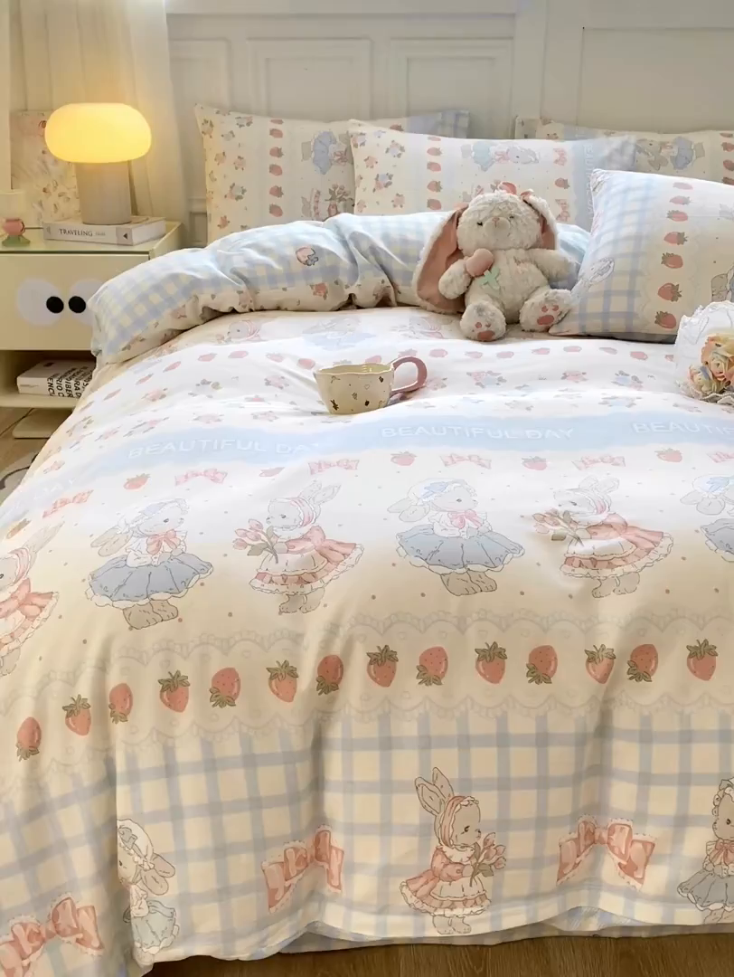 91家纺网 家纺一手货源 找家纺 红日子纺织品 2025新款A类全棉印花单被套 可爱兔