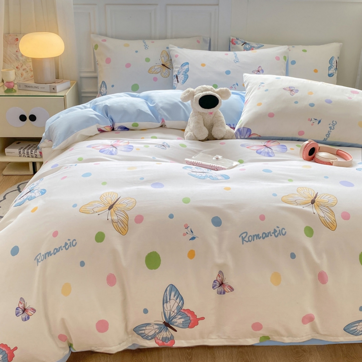 91家纺网 家纺一手货源 找家纺 红日子纺织品 2025新款A类全棉印花单被套 蝶舞