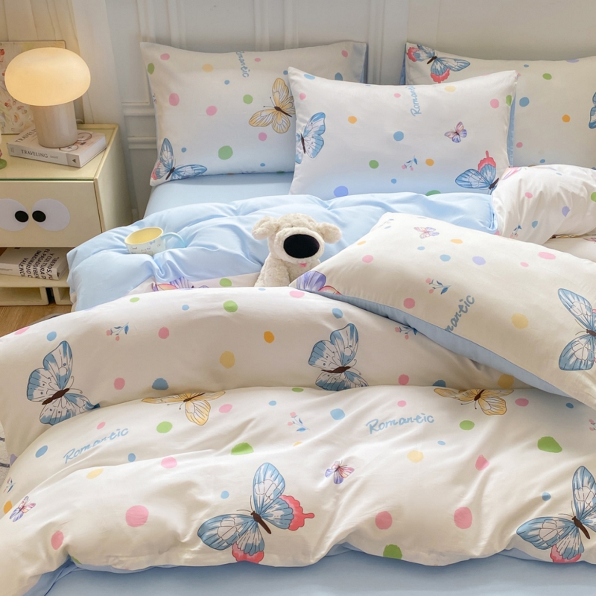 91家纺网 家纺一手货源 找家纺 红日子纺织品 2025新款A类全棉印花单被套 蝶舞