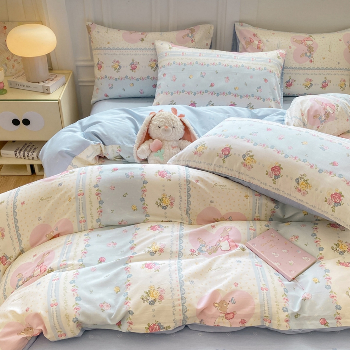91家纺网 家纺一手货源 找家纺 红日子纺织品 2025新款A类全棉印花单被套 香颂萌兔