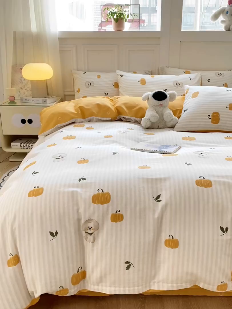 91家纺网 家纺一手货源 找家纺 红日子纺织品 2025新款A类全棉印花单被套 南瓜小狗