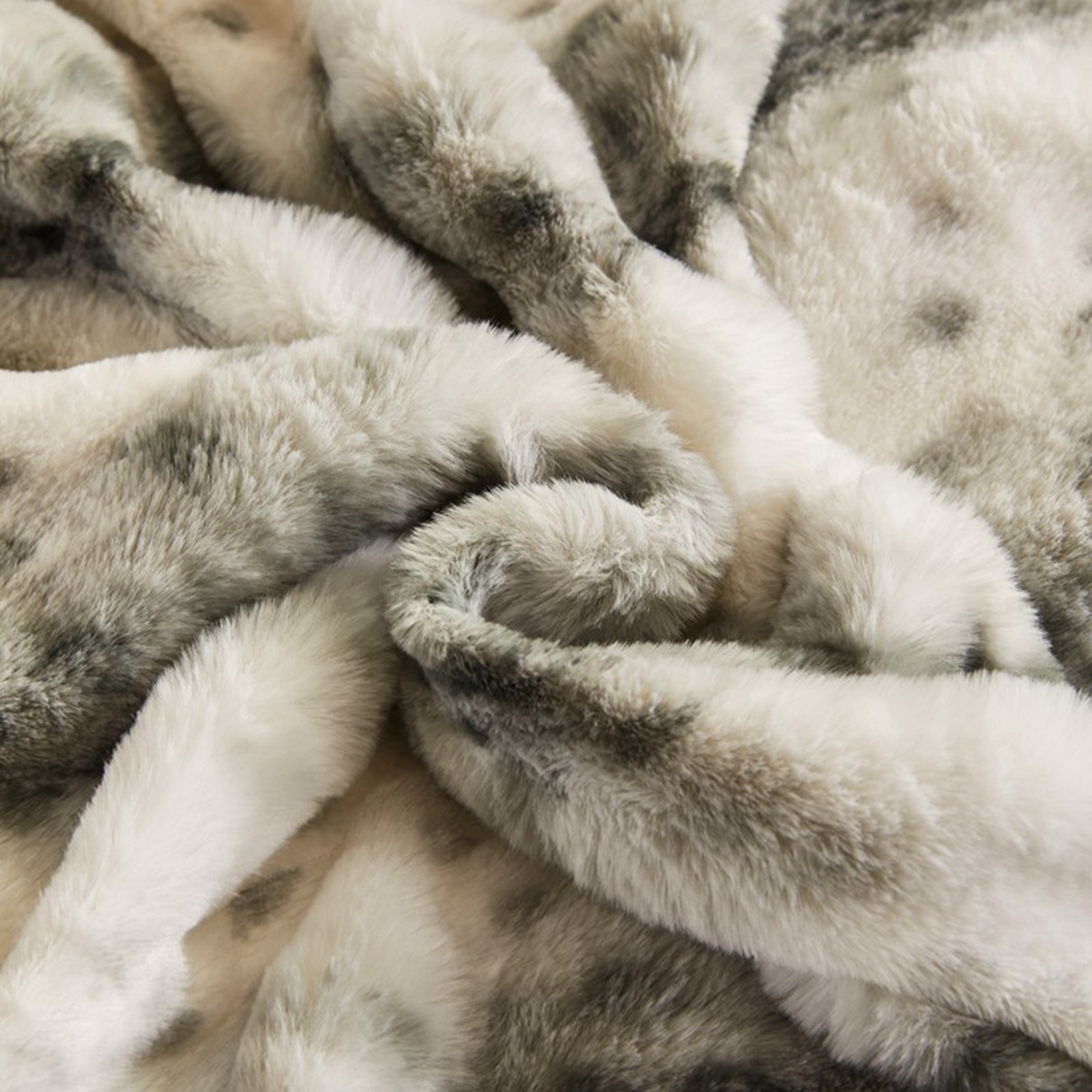 91家纺网 家纺一手货源 找家纺 锦禾穗 2025新款丹麦貂米卡380克兔绒牛奶绒四件套 绿色