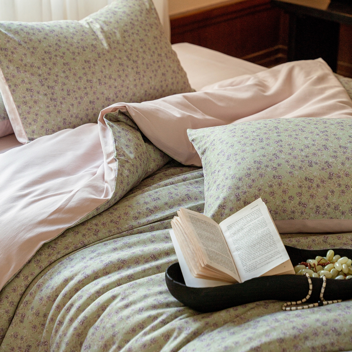 91家纺网 家纺一手货源 找家纺 禾时 2025新款全棉贡缎磨毛数码印花四件套 珑葵-绿