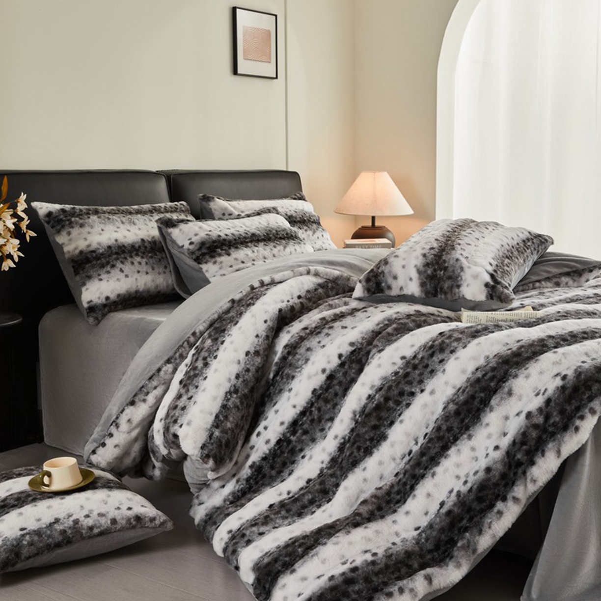 91家纺网 家纺一手货源 找家纺 锦禾穗 2025新款丹麦貂米卡380克兔绒牛奶绒四件套 深灰色