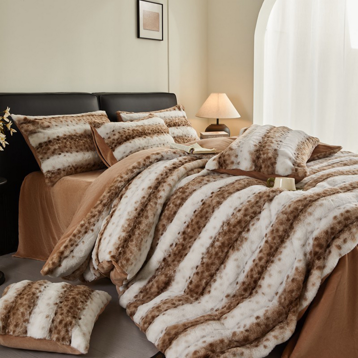 91家纺网 家纺一手货源 找家纺 锦禾穗 2025新款丹麦貂米卡380克兔绒牛奶绒四件套 卡其色