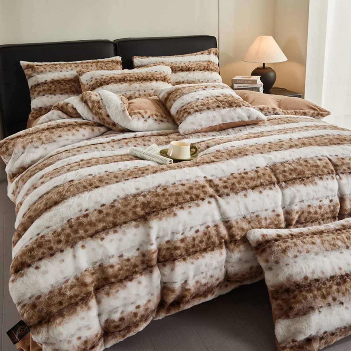 91家纺网 家纺一手货源 找家纺 锦禾穗 2025新款丹麦貂米卡380克兔绒牛奶绒四件套 卡其色