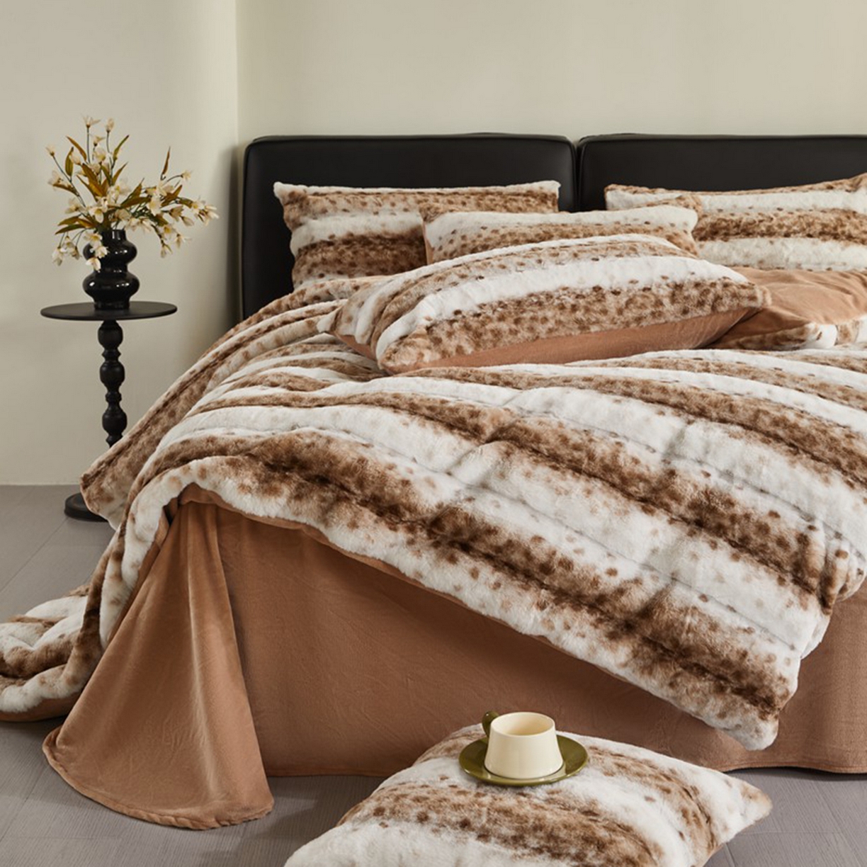 91家纺网 家纺一手货源 找家纺 锦禾穗 2025新款丹麦貂米卡380克兔绒牛奶绒四件套 卡其色