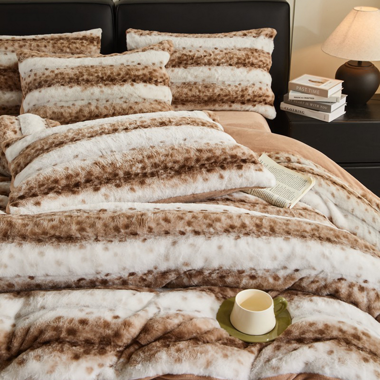 91家纺网 家纺一手货源 找家纺 锦禾穗 2025新款丹麦貂米卡380克兔绒牛奶绒四件套 卡其色