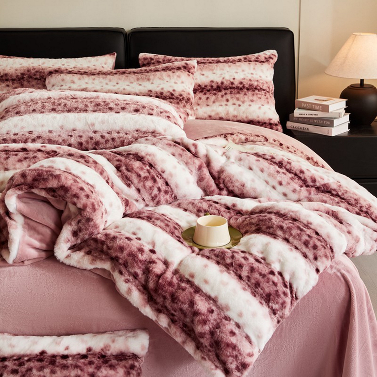 91家纺网 家纺一手货源 找家纺 （总）锦禾穗 2025新款丹麦貂米卡380克兔绒牛奶绒四件套