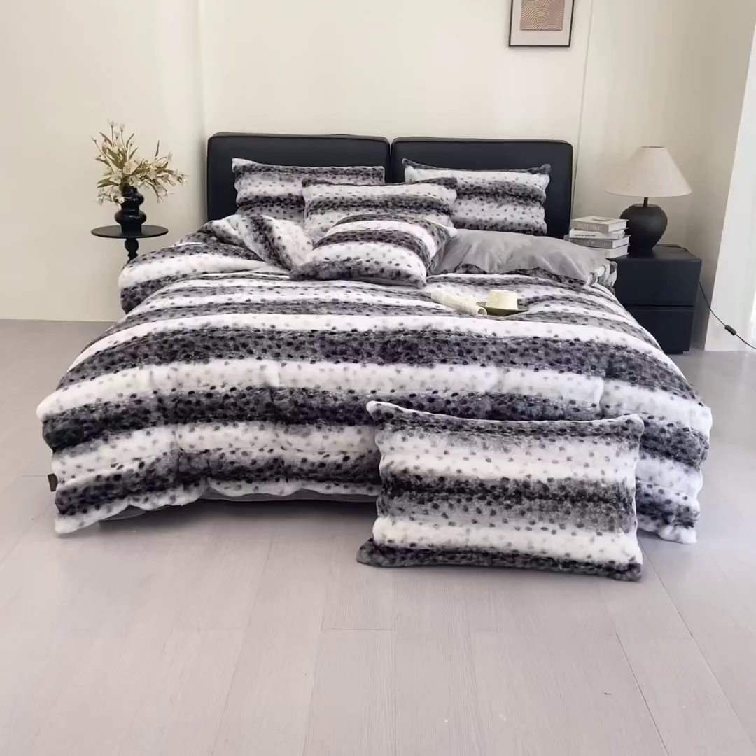 91家纺网 家纺一手货源 找家纺 锦禾穗 2025新款丹麦貂米卡380克兔绒牛奶绒四件套 深灰色