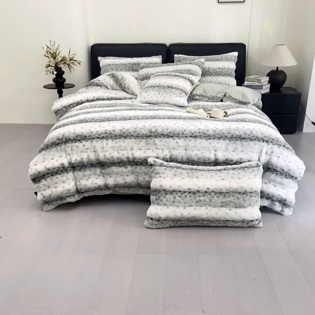 91家纺网 家纺一手货源 找家纺 锦禾穗 2025新款丹麦貂米卡380克兔绒牛奶绒四件套 绿色