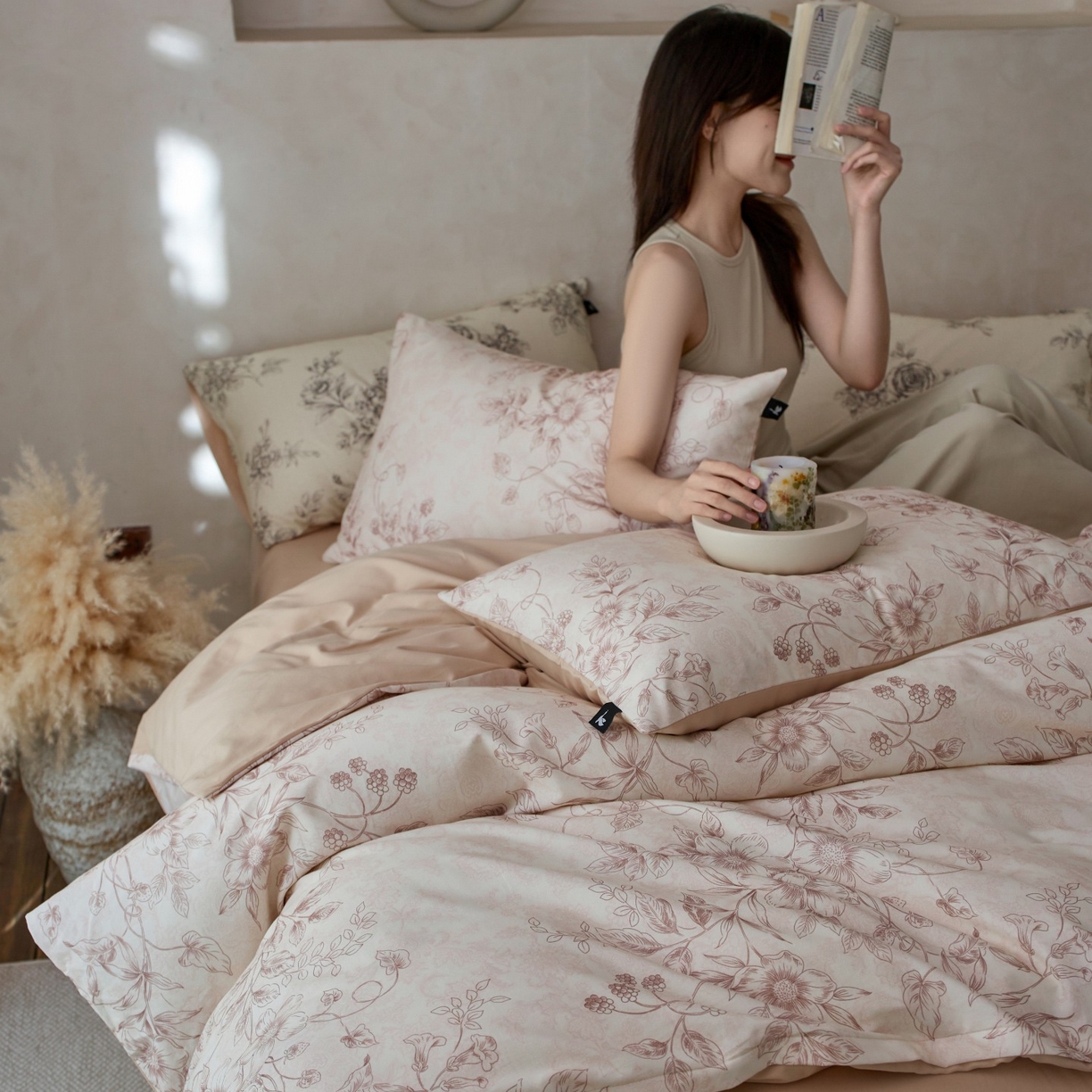 91家纺网 家纺一手货源 找家纺 安莱生活 2025新款A类40支磨毛印花全棉四件套 花禧-咖