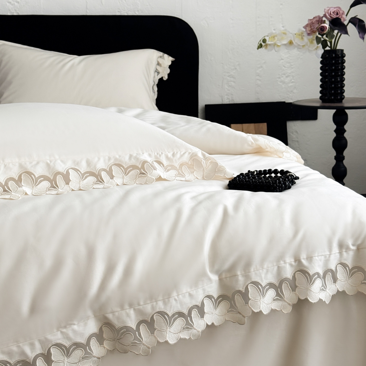 91家纺网 家纺一手货源 找家纺 （总）若未家居 LOVEWE HOUSE 2025新款50S长绒棉意式镂空轻奢蝴蝶四件套-爱蝶飞