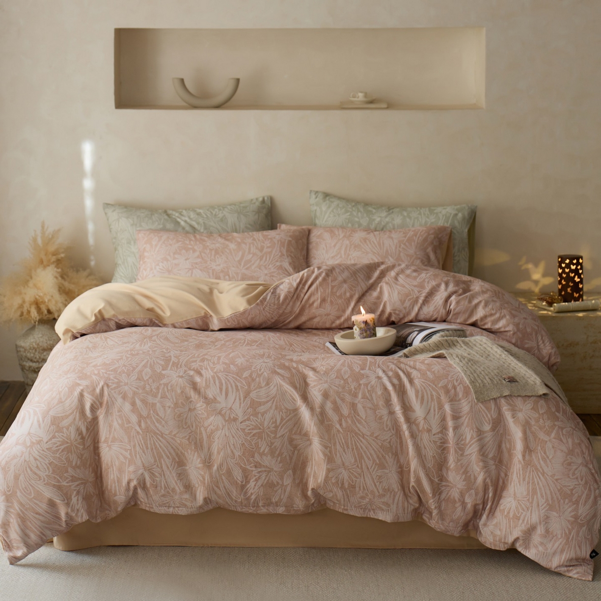 91家纺网 家纺一手货源 找家纺 安莱生活 2025新款A类40支磨毛印花全棉四件套 觅境-粉