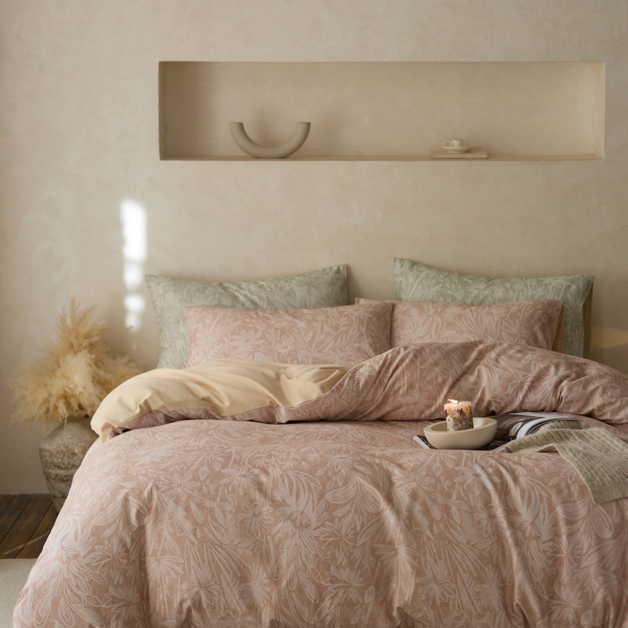 91家纺网 家纺一手货源 找家纺 安莱生活 2025新款A类40支磨毛印花全棉四件套 觅境-粉