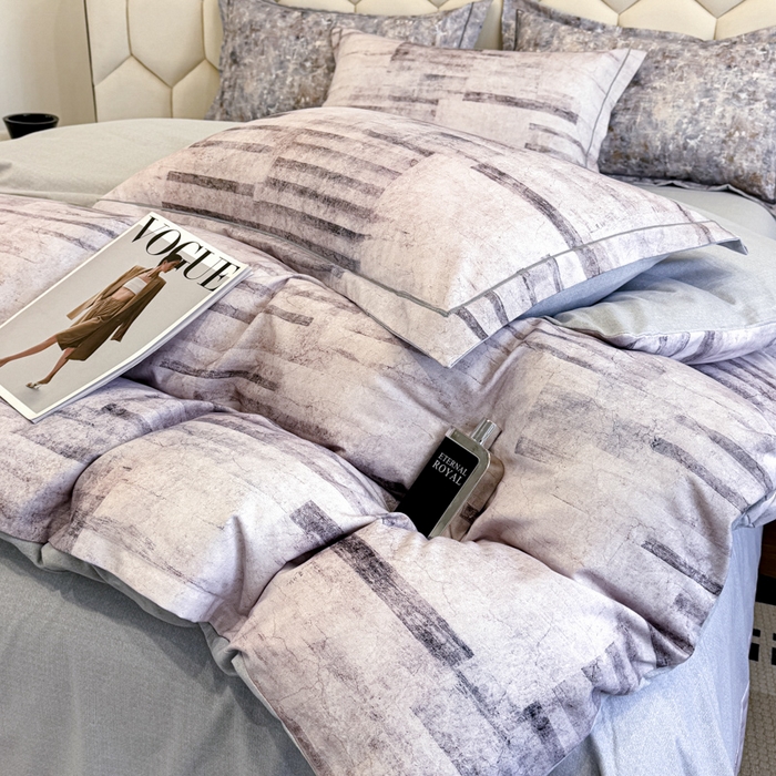 91家纺网 家纺一手货源 找家纺 2025年新款全棉长绒棉数码印花四件套 细闪画沙-咖