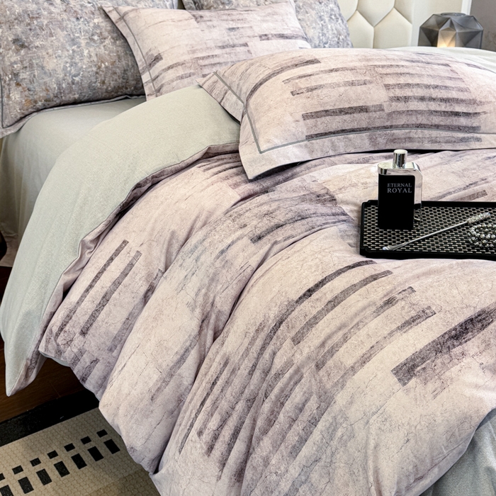 91家纺网 家纺一手货源 找家纺 2025年新款全棉长绒棉数码印花四件套 细闪画沙-咖