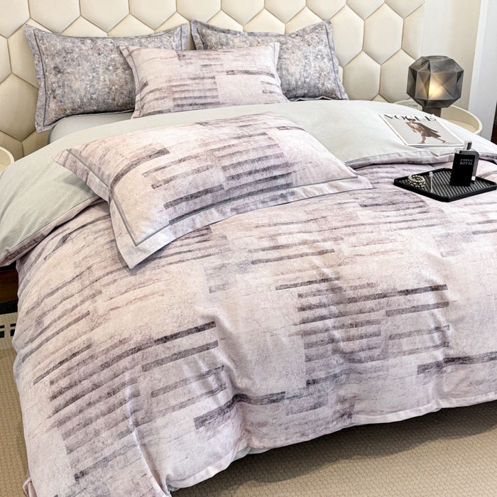 91家纺网 家纺一手货源 找家纺 2025年新款全棉长绒棉数码印花四件套 细闪画沙-咖