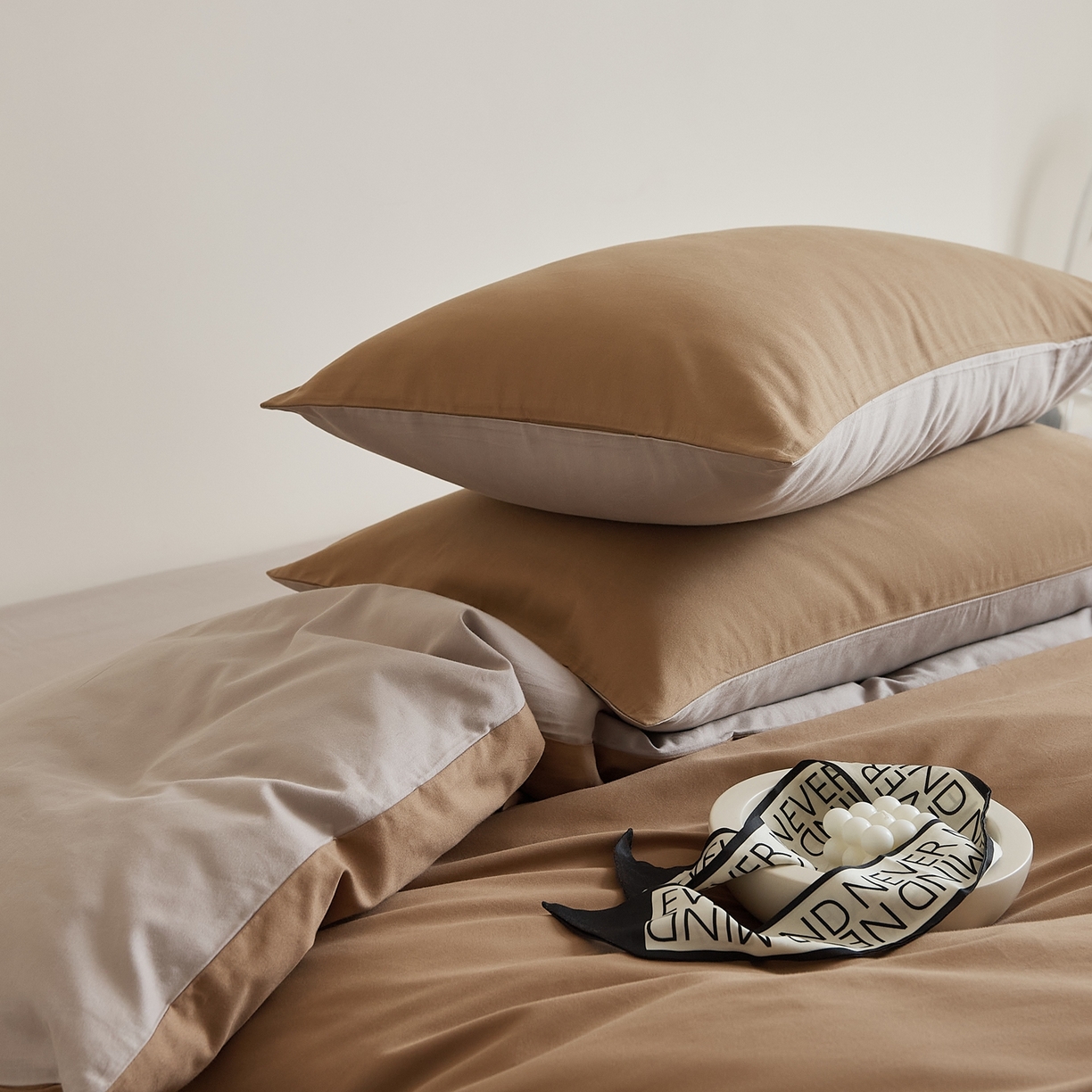 91家纺网 家纺一手货源 找家纺 （总）禾时 2025新款A类全棉纯棉贡缎磨毛双拼色四件套