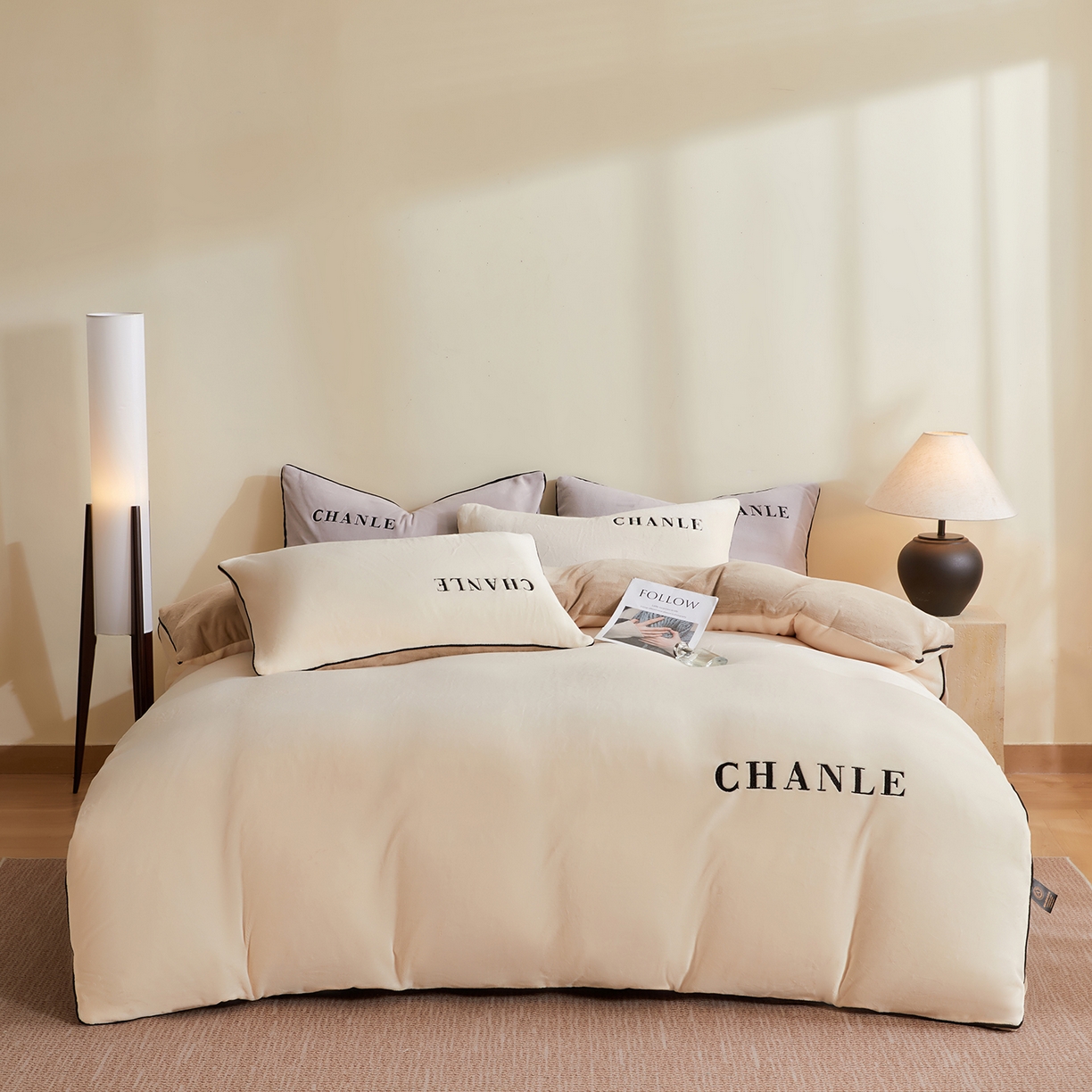 91家纺网 家纺一手货源 找家纺 （总）锦禾穗 2025新款240克全消光母婴A类牛奶绒刺绣四件套-莫妮