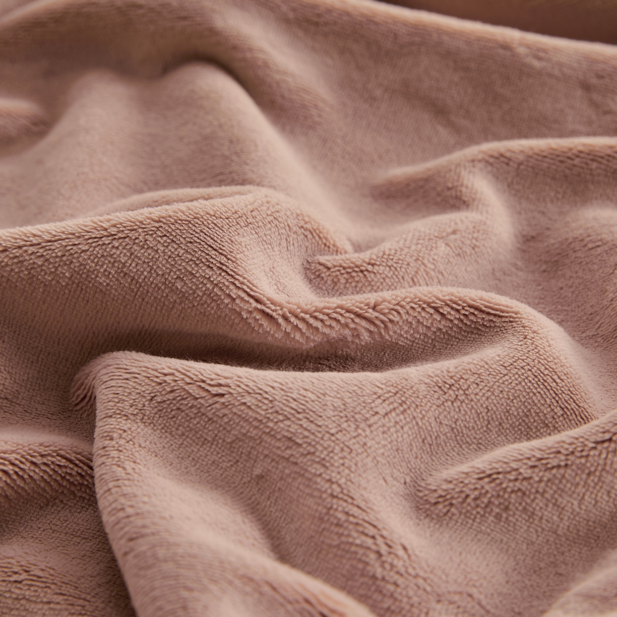 91家纺网 家纺一手货源 找家纺 锦禾穗 2025新款240克全消光母婴A类牛奶绒刺绣四件套-莫妮 卡其色