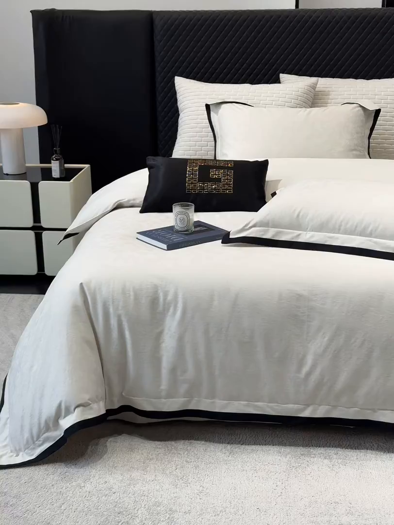 91家纺网 家纺一手货源 找家纺 （总）若未家居 LOVEWE HOUSE 2025新款50S长绒棉提花轻奢撞色小黑边工艺四件套- 繁星