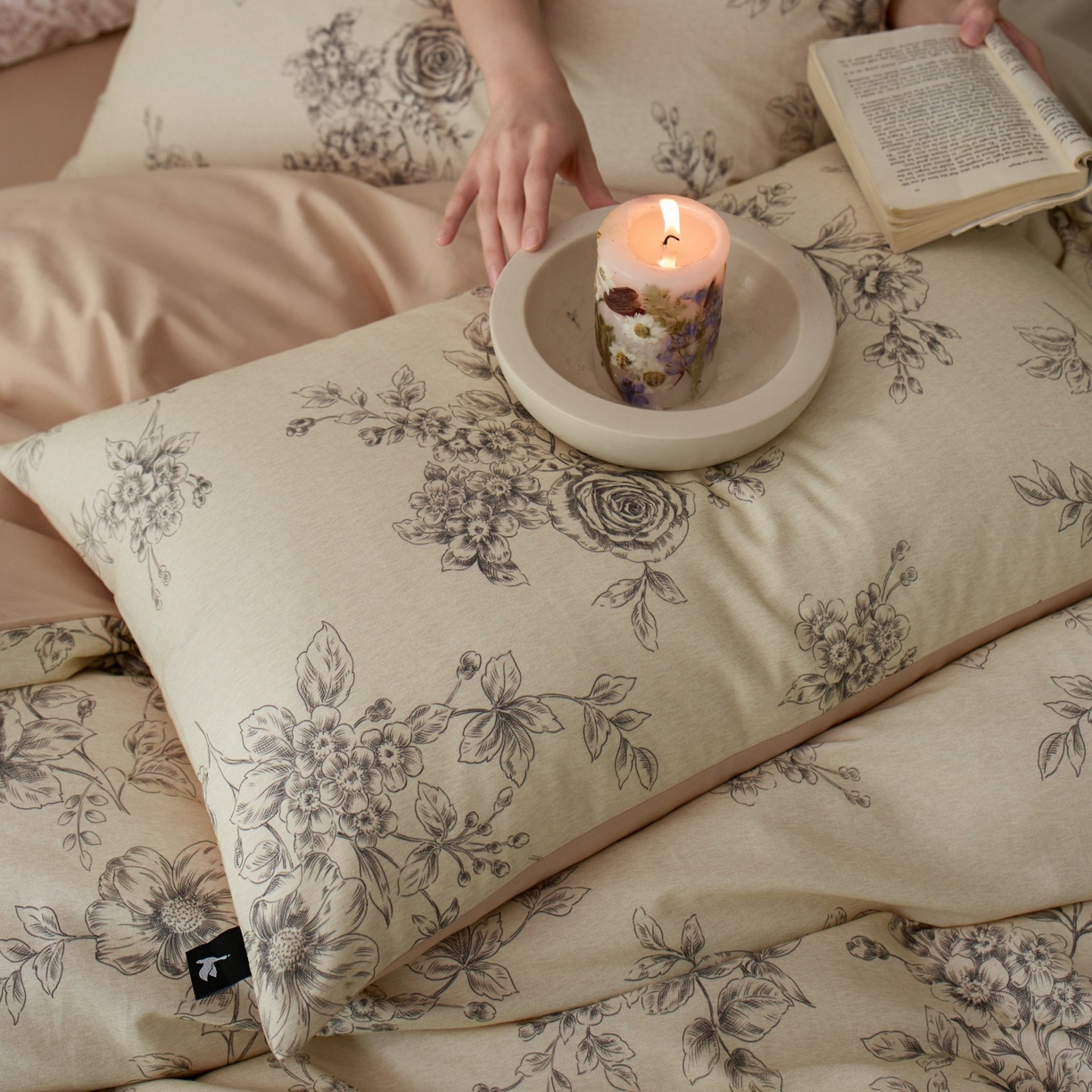 91家纺网 家纺一手货源 找家纺 安莱生活 2025新款A类40支磨毛印花全棉四件套 秘密花园-米