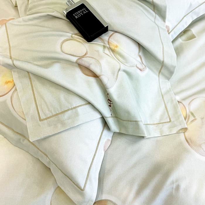 91家纺网 家纺一手货源 找家纺 2025年新款全棉长绒棉数码印花四件套 童话入梦-绿