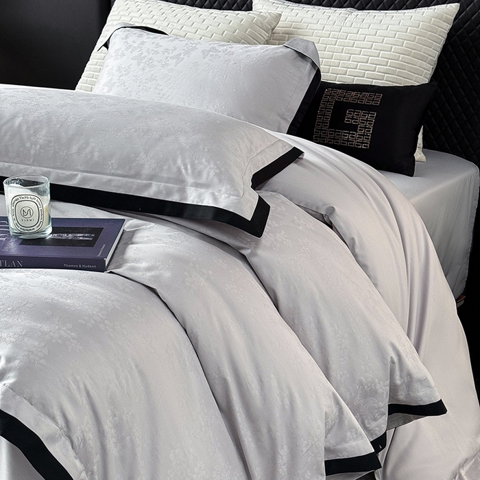 91家纺网 家纺一手货源 找家纺 若未家居 LOVEWE HOUSE 2025新款50S长绒棉提花轻奢撞色小黑边工艺四件套- 繁星 冰川灰