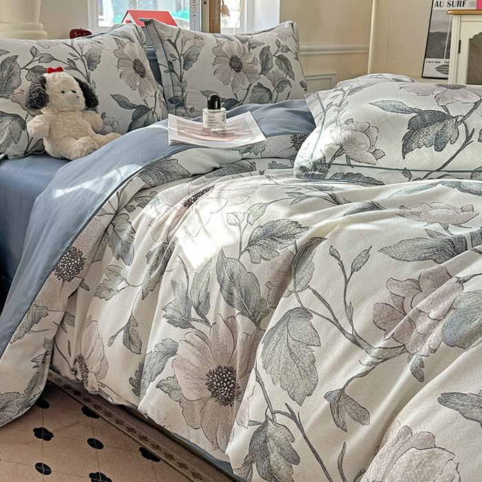 91家纺网 家纺一手货源 找家纺 优选直播新款全棉磨毛喷气印花四件套加厚纯棉三件套（一字绣工艺款）学生三件套 蓝汐