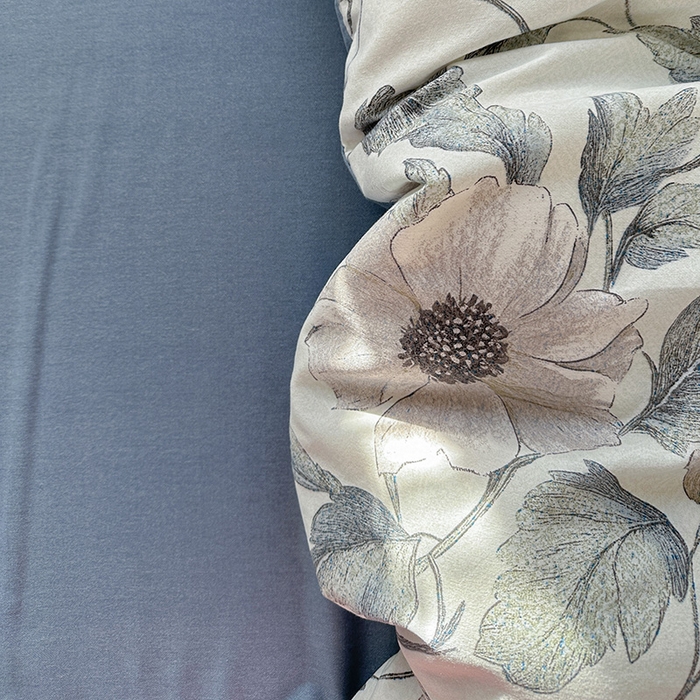 91家纺网 家纺一手货源 找家纺 优选直播新款全棉磨毛喷气印花四件套加厚纯棉三件套（一字绣工艺款）学生三件套 蓝汐