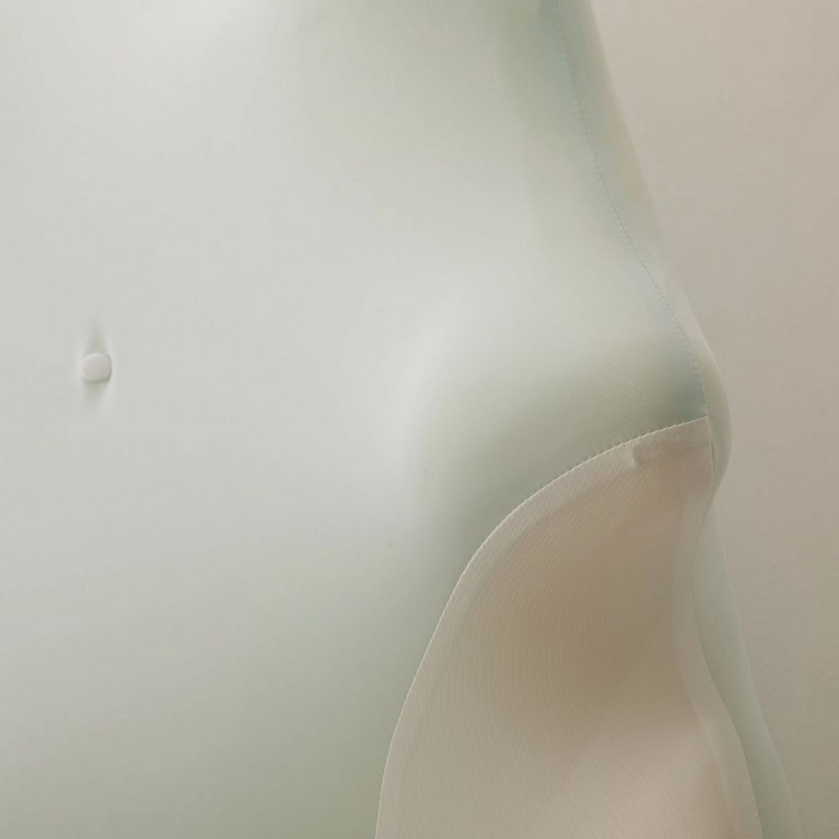 91家纺网 家纺一手货源 找家纺 其乐枕芯 2025新款多功能慢回弹趴睡枕趴趴枕记忆棉枕头枕芯 冰晶蓝