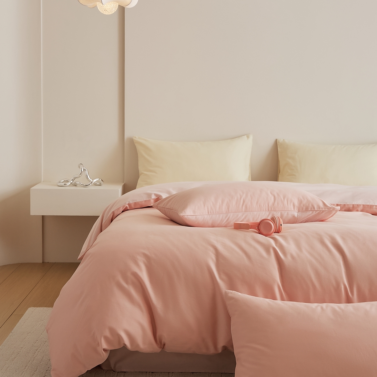 91家纺网 家纺一手货源 找家纺 禾时 2025新款A类全棉纯棉贡缎磨毛双拼色四件套 粉恋